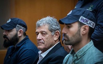 L'homme d'affaire israélien Miki Ganor, arrêté dans l'affaire du sous-marin connue comme "l'Affaire 3000", à l'audience de la Cour suprême à Jérusalem le 22 mars 2019. 
(Yonatan Sindel/Flash90)