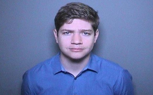 Nicholas Wesley Rose a plaidé coupable le 31 mai 2019 d'avoir menacé trois lieux de culte dans le comté d'Orange. (Service de police du comté d'Orange via JTA) Nicholas Wesley Rose a plaidé coupable le 31 mai 2019 d'avoir menacé trois lieux de culte dans le comté d'Orange. (Service de police du comté d'Orange via JTA)