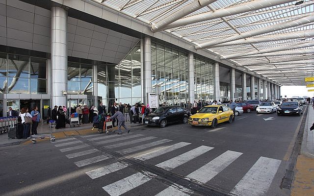 Le terminal 3 de l'aéroport international du Caire. (Crédit photo : Roland Unger / Wikimedia / CC BY-SA 3.0) Le terminal 3 de l'aéroport international du Caire. (Crédit photo : Roland Unger / Wikimedia / CC BY-SA 3.0)