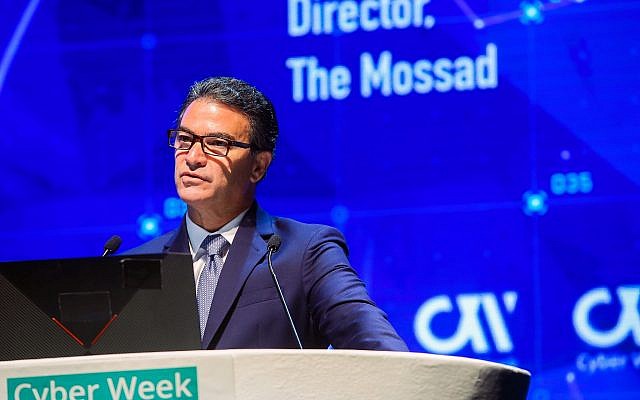 Le directeur du Mossad Yossi Cohen lors d'une conférence à l'université de Tel Aviv, le 24 juin, 2019. (Crédit : Flash90)