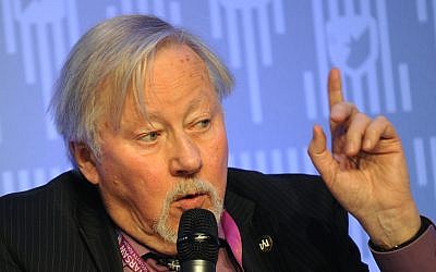 Vytautas Landsbergis, l'ancien chef d'Etat lituanien, s'exprime lors du Forum de Sécurité à Varsovie, à Varsovie en Pologne, le jeudi 5 novembre 2015. (AP Photo/Alik Keplicz)
