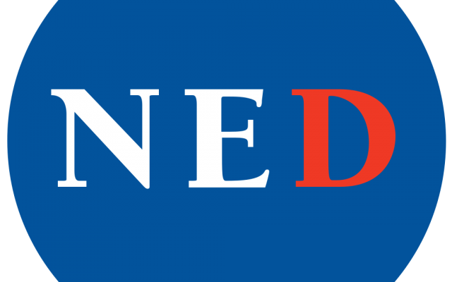 Logo de la Fondation pour la défense des démocraties (National Endowment for Democracy (NED)). (Crédit : CC BY-SA 4.0) Logo de la Fondation pour la défense des démocraties (National Endowment for Democracy (NED)). (Crédit : CC BY-SA 4.0)