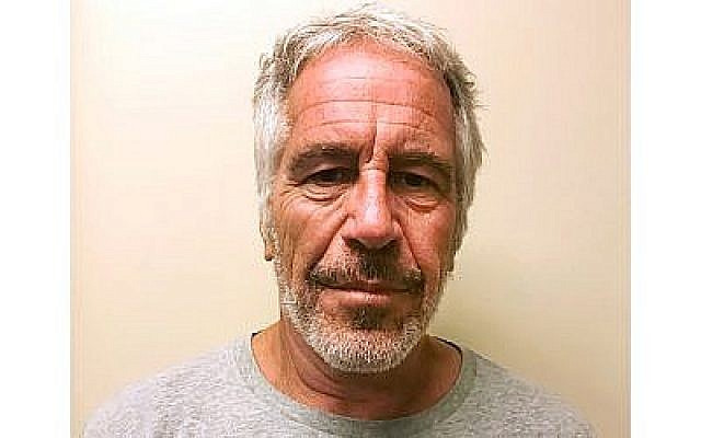 Jeffrey Epstein, le 28 mars 2017. (Crédit : New York State Sex Offender Registry via AP) Jeffrey Epstein, le 28 mars 2017. (Crédit : New York State Sex Offender Registry via AP)