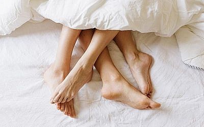 L'activité sexuelle, avec modération, pourrait prolonger la vie des victimes de crises cardiaques, d'après un nouvel article de l'American Journal of Medicine. (Crédit : iStockPhoto)