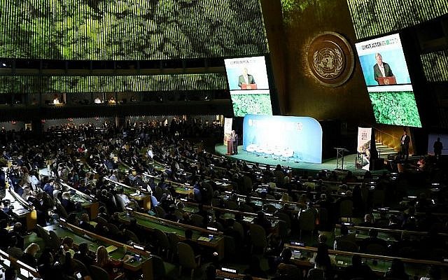 Le secrétaire-général de l'ONU Antonio Guterres s'exprime à l'Assemblée générale de l'instance à New York, le 23 septembre 2019 (Crédit : Ludovic MARIN / AFP)
