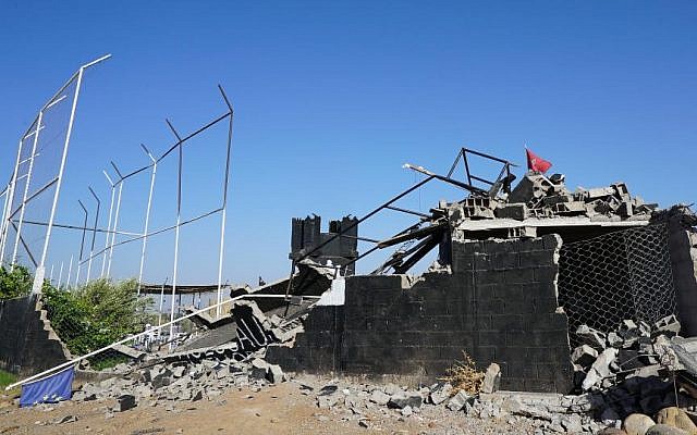 Le mémorial d'Aït Faska après sa destruction. (Crédit : PixelHelper) Le mémorial d'Aït Faska après sa destruction. (Crédit : PixelHelper)