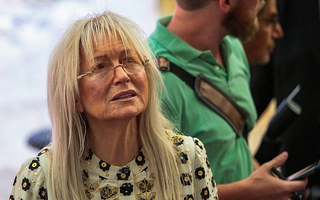 Miriam Adelson à l'ouverture d'une ancienne route au site archéologique de la Ville de David dans le quartier de Silwan à Jérusalem est, le 30 juin 2019. (Photo par Flash90) Miriam Adelson à l'ouverture d'une ancienne route au site archéologique de la Ville de David dans le quartier de Silwan à Jérusalem est, le 30 juin 2019. (Photo par Flash90)