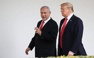 Le président américain Donald Trump, (à droite), et le premier ministre Benjamin Netanyahu, à la Maison Blanche à Washington, le 25 mars 2019. (Manuel Balce Ceneta/AP)