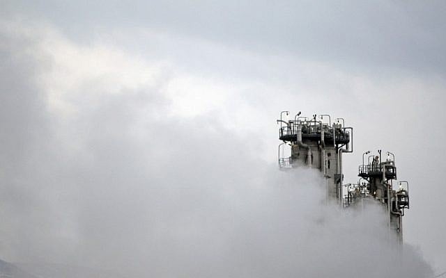 L'usine nucléaire de production d'eau lourde d'Arak, en Iran, le 15 janvier 2011 (Crédit : AP/Fars News Agency, Mehdi Marizad) L'usine nucléaire de production d'eau lourde d'Arak, en Iran, le 15 janvier 2011 (Crédit : AP/Fars News Agency, Mehdi Marizad)