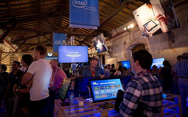 Photo d'illustration : La conférence numérique DLD de Tel Aviv, le plus important rassemblement high-tech du pays, le 27 septembre 2016 (Crédit : Miriam Alster/Flash90)