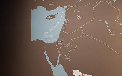 Image de la carte du Moyen-Orient modifiée et présentée à l'exposition. (Crédit: Haïm Korsia / Twitter)