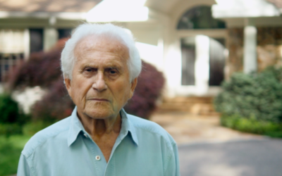 Herbert Gildin aux abords de son habitation à Huntington, Long Island. (Autorisation : Tyler Gildin)