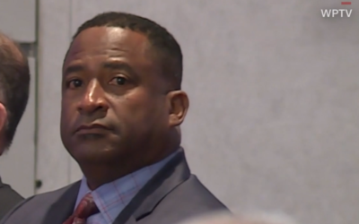 Le principal d'un lycée du comté de Palm Beach William Latson, le 31 octobre 2019 (Capture d'écran : WPTV via CNN)