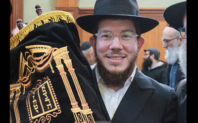Rabbi Yossi Bialo. (Autorisastiojn)