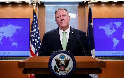 Le secrétaire d'Etat américain Mike Pompeo s'exprime au département d'Etat de Washington, le 11 décembre 2019 (Crédit : AP Photo/Alex Brandon)