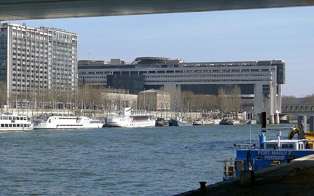 Le ministère de l’Économie et des Finances français, à Paris. (Crédit : Mbzt / CC BY-SA 3.0)