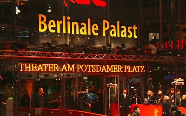 Le Palais du festival international du Film de Berlin. (Crédit : CC BY-SA 3.0) Le Palais du festival international du Film de Berlin. (Crédit : CC BY-SA 3.0)
