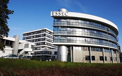 Campus de l'ESSEC à Cergy, en France. (Crédit : Malambo2008 / CC BY-SA 4.0)