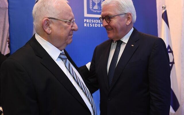 Le président Reuven Rivlin accueille le président allemand Frank-Walter Steinmeier à la résidence du président à Jérusalem le 22 janvier 2020. (Crédit : Haim Zach / GPO)