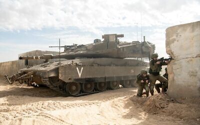 Des soldats de la nouvelle brigade Faran de l'armée israélienne, qui défendra la frontière égypto-israélienne, participent à un exercice d'entraînement dans le sud d'Israël en novembre 2018. (Armée israélienne)