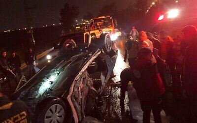La scène d'un accident mortel à proximité de Kfar Saba, le 18 janvier 2020. (Crédit: MDA)
