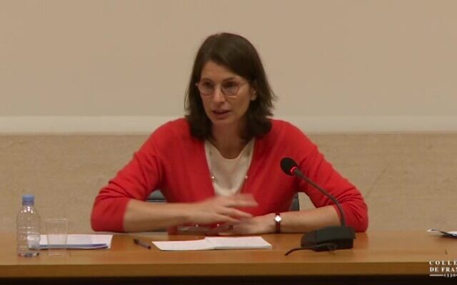 L’avocate Corinne Hershkovitch. (Crédit : capture d’écran Collège de France)