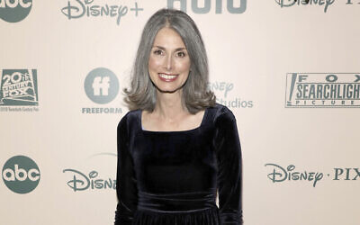 Christine Leunens arrive à une soirée des Golden Globes FX et Disney au Beverly Hilton Hotel à Beverly Hills, en Californie, le 5 janvier 2020 (Crédit : Mark Von Holden/Invision/AP)