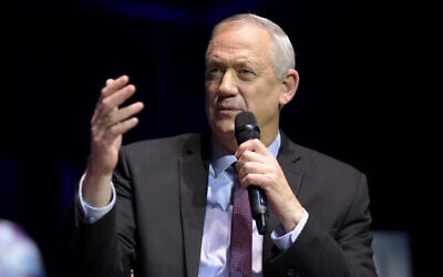 Benny Gantz, président du parti Kakhol lavan, lors d'un événement électoral à Tel Aviv, le 17 février 2020. (Gili Yaari/Flash90)