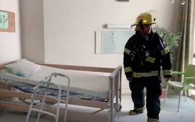 Incendie dans une maison de retraite de Nahariya, le 17 février 2020. (Capture d'écran Ynet)