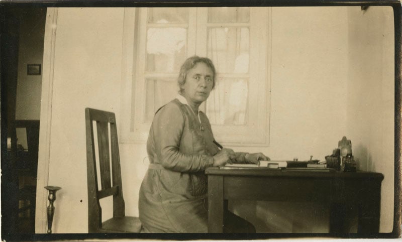 Henrietta_Szold_at_home,_Jerusalem (photo credit: Wikimedia Commons)