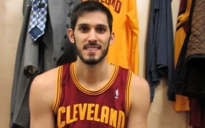 Omri Casspi (photo credit: Howard Blas/Times of Israel)