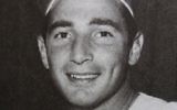 Sandy Koufax en 1965, l'année où il a décidé de ne pas jouer le premier jeu des World Series; qui avait lieu le jour de Yom Kippour. (Crédit : domaine public)