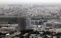 Le quartier Kiryat Atidim de Tel Aviv, centre de la high-tech de la ville. (Crédit : Yossi Zamir/Flash90)