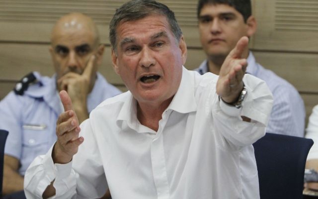 Haim Ramon à la Knesset en 2010. (Crédit: Miriam Alster/Flash90)