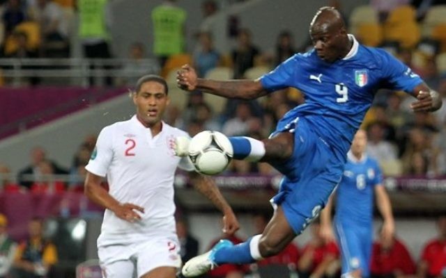Mario Balotelli pendant l'Euro 2012. (Crédit : CC-BY-SA Олег Дубина//football.ua/Wikimedia commons)