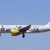 Un avion de la compagnie aérienne espagnole Vueling. (Crédit : CC-BY Vince_Vega, flickr)