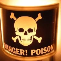 Symbole international de toxicité. (Credit: CC BY Matt Brubek/Flickr)
