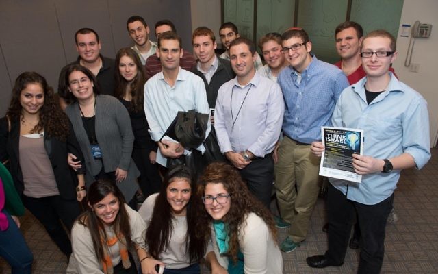 Prospective Olim exploring army service in Israel session (photo credit Shahar Azran, courtesy of Nefesh B’Nefesh)