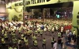 Des coureurs à la place Rabin en 2011 (Crédit : Meir Partush/Flash90)