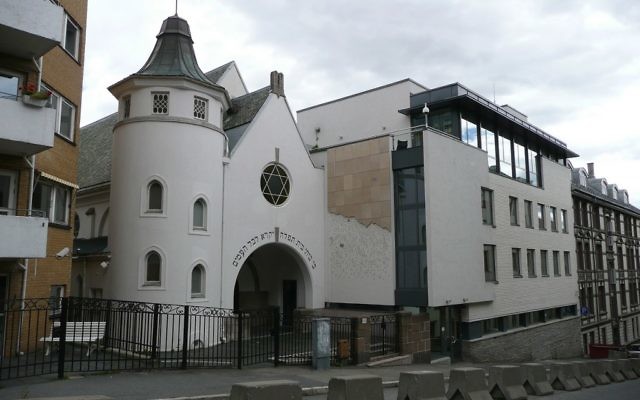 La synagogue de la rue Bergstien, à Oslo. (Crédit : CC BY Metro Centric/Flickr) La synagogue de la rue Bergstien, à Oslo. (Crédit : CC BY Metro Centric/Flickr)
