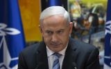 Le Premier ministre Benjamin Netanyahu au siège de la police nationale, à Jérusalem, le 22 novembre 2012. (Crédit : Yonatan Sindel/Flash90)