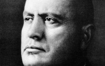 Benito Mussolini (Crédit : Wikimedia Commons)