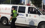 Une ambulance du Magen David Adom (Crédit : Joshua Davidovich/The Times of Israel)