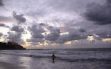 Un coucher de soleil à Tel-Aviv (photo credit: Tomer Neuberg/Flash90)