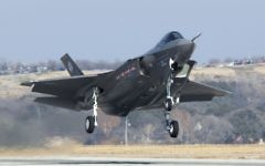 Un F-35 durant un test de vol. (Crédit : Autorisation/Département de la Défense)
