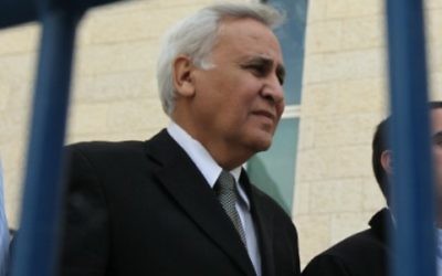 Moshe Katsav quitte la Cour suprême en novembre 2011, (Crédit : Nati Shohat/ Flash90)
