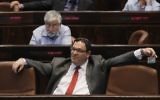 Shai Piron, ancien ministre de l'Education de Yesh Atid, à la Knesset, en avril 2013. (Crédit : Miriam Alster/Flash90)