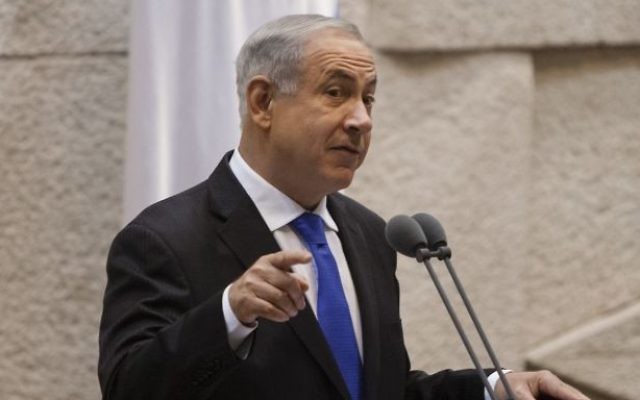 Le Premier ministre Benjamin Netanyahu à la Knesset, le 9 juillet 2013. (Crédit : Flash90)