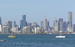 Melbourne, Australie. Illustration. (Crédit : Wikimedia Commons/Donaldytong/File)