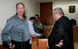 Le maire de Nazareth Illit, Shimon Gapso, devant la cour en 2010. (Crédit : Gideon Markowicz/Flash90)